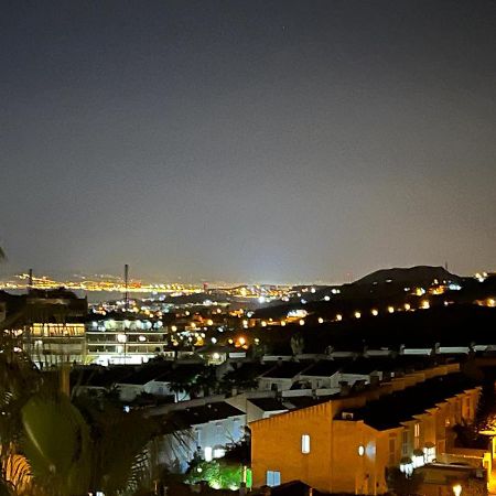 Atico Lägenhet Málaga Exteriör bild