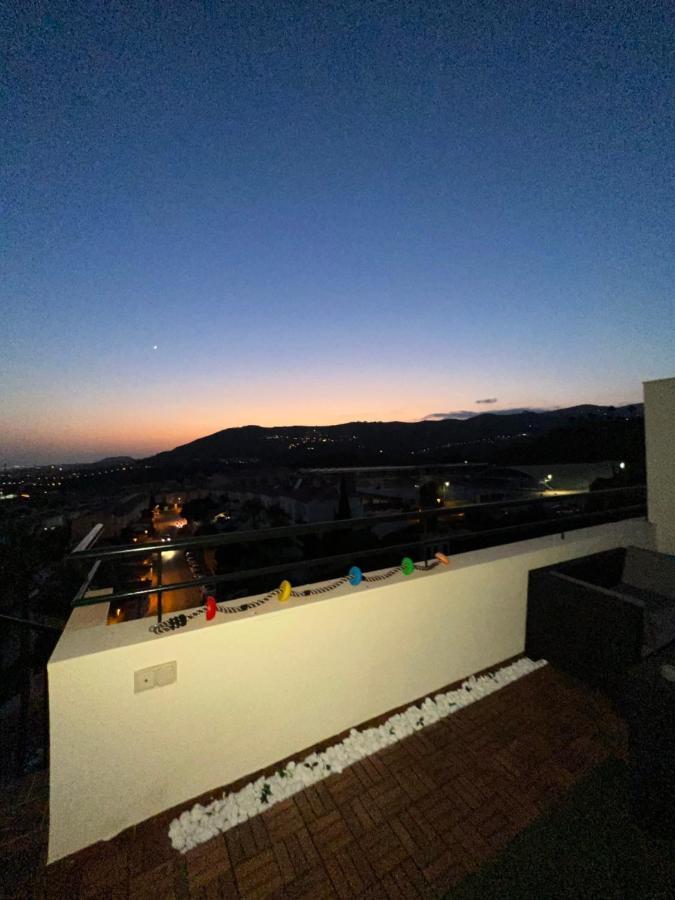 Atico Lägenhet Málaga Exteriör bild